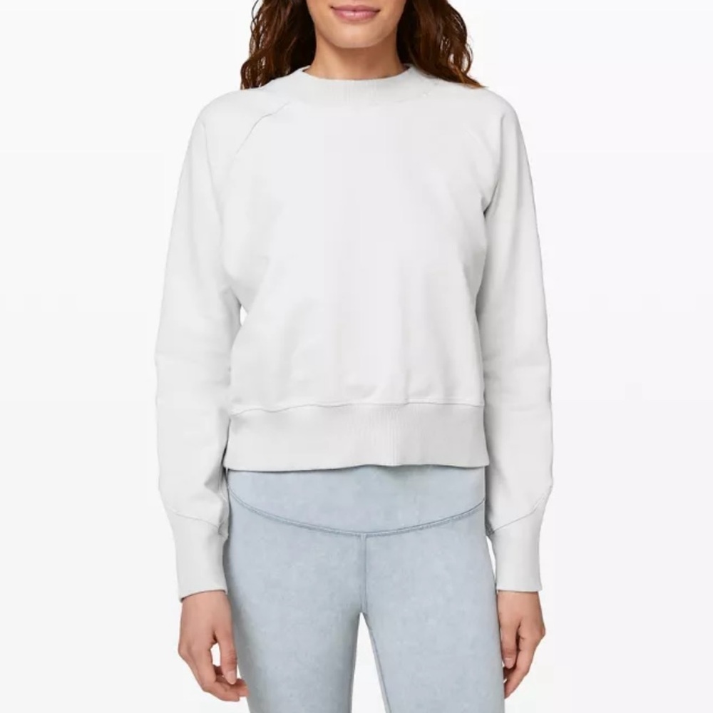 Lululemon Ready to Roll Crew Vapor Size 4